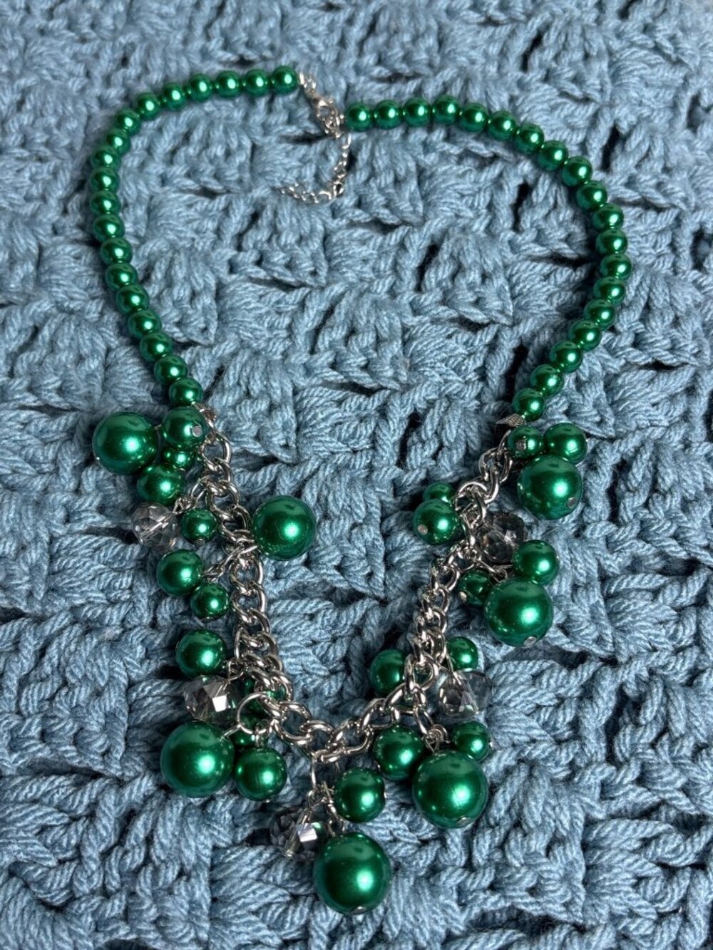 Green Plastic Clear Faceted Glass Beaded Fringe Necklace Silvertone 18-20 inches